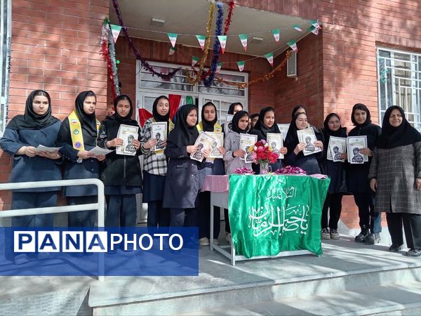 تقدیر از دانش آموزان معتکف دبیرستان مادر مهربان خلیل آباد