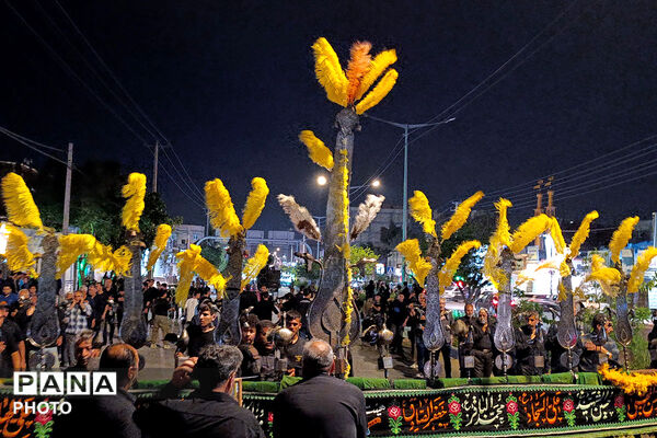 بجنورد یکپارچه در سوگ حسین(ع)