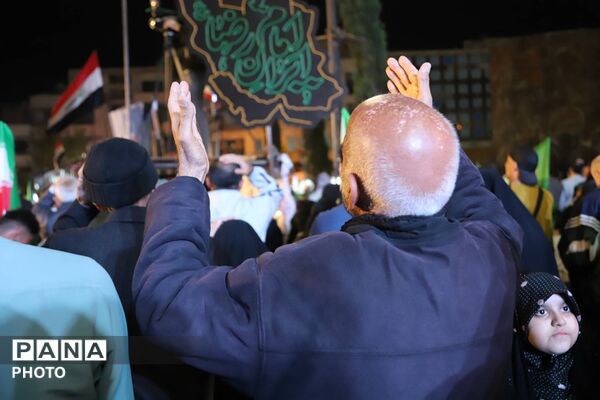 حضور پررنگ اداره آموزش و پرورش در راهپیمایی میدان انقلاب