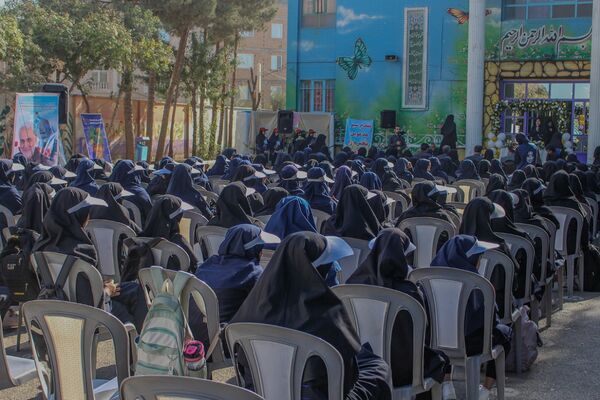آیین بزرگداشت هفته بهداشت روان و انتخابات همیار مشاوران