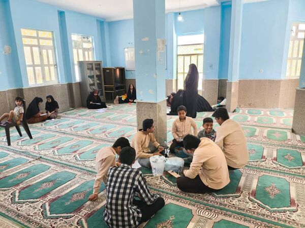 نمایش خلاقیت و استعداد نوجوانان 