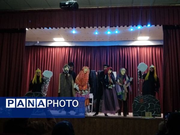 بازبینی هفتمین جشنواره تئاتر معلولین  منطقه  کویر در نیشابور