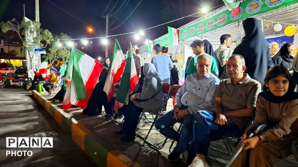 جشن عید غدیر در میدان دانشجو به همت آموزش و پرورش ناحیه ۶ مشهد