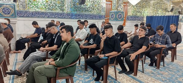 بدرقه دانش‌آموزان اعزامی به پیاده‌روی اربعین 