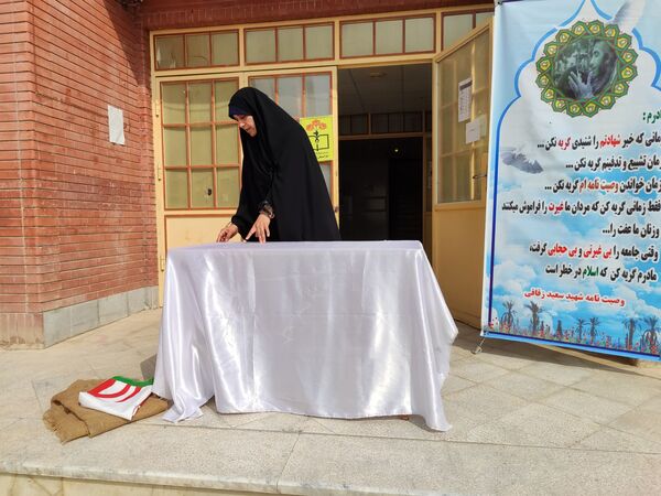 برگزاری یادواره شهدا در هنرستان بصیرت آشخانه