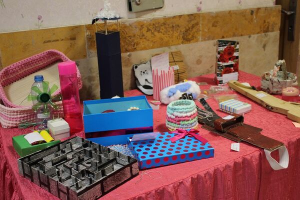 برگزاری نمایشگاه «ماها» در دبیرستان حضرت معصومه (س) ناحیه چهار کرج