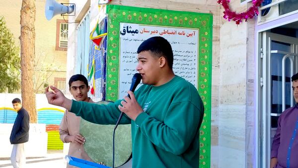 مراسم میلاد حضرت ابوالفضل(ع) در دبیرستان میثاق