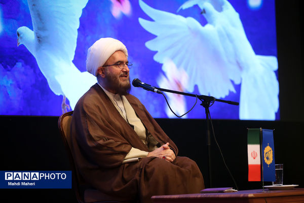 نشست راه روشن «تبیین آیه سال تشکیلات»