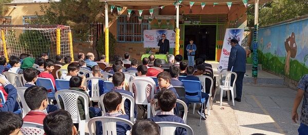 طنین شور عاطفه‌ها در مدرسه شهید صدوقی اسفراین