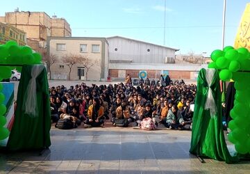 جشن نور و شادی در مدرسه هوشیار به مناسبت اعیاد شعبانیه