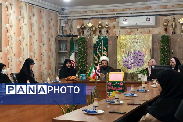 تجلی عطر مهر مادری در جشن میلاد حضرت زهرا(س) مدرسه هدی1 شهر قدس