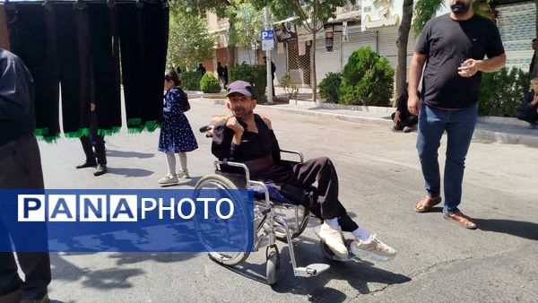 برپایی پرشور مراسم عزاداری سیدالشهدا در خیابان‌های نیشابور 