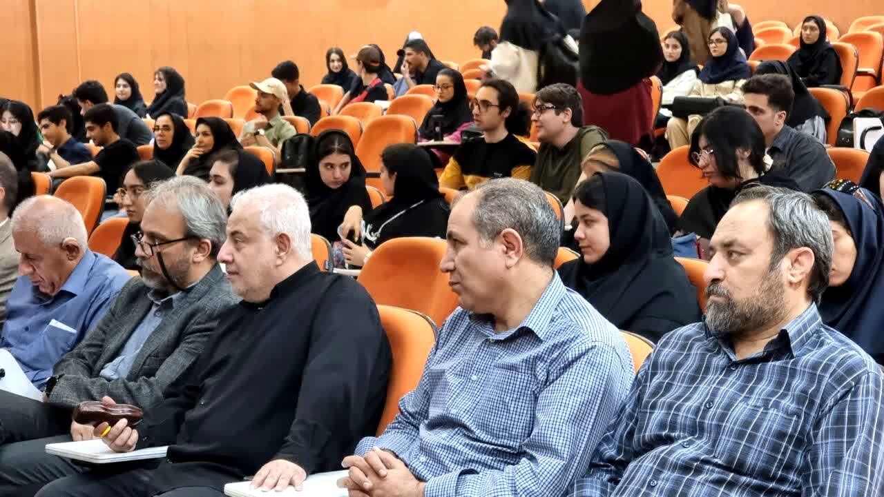 بزرگداشت پروفسور مریم میرزاخانی در دانشگاه آزاد واحد کرج