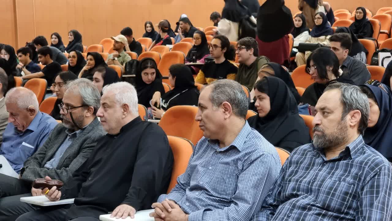 بزرگداشت پروفسور مریم میرزاخانی در دانشگاه آزاد واحد کرج