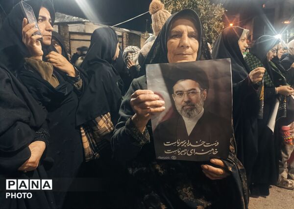 سفره افطاری خیابانی و تجمع منتقمین رهبر شهید در روستای ریحان‌آباد گلوگاه