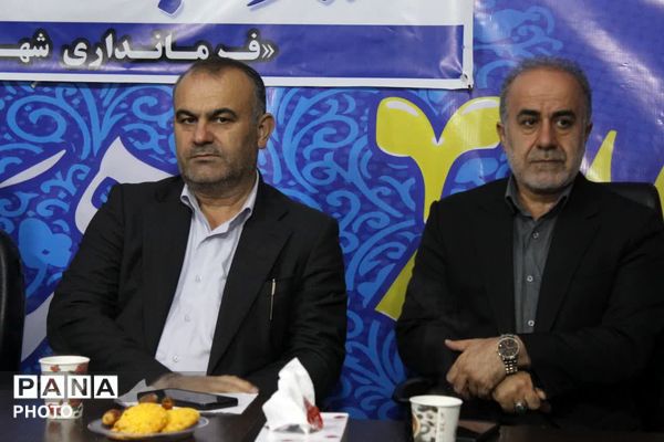 میز ارتباطات مردمی با حضور مدیرکل آموزش و پرورش مازندران 
