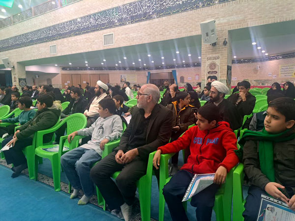 تقدیر از نوجوانان برگزیده قرآنی ناحیه 4 آموزش و پرورش قم