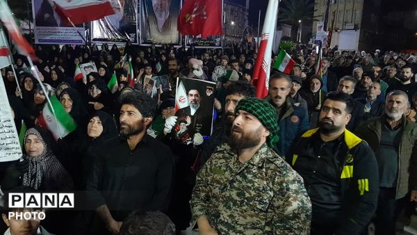 اجتماع مردمی حامیان انقلاب اسلامی در گلوگاه