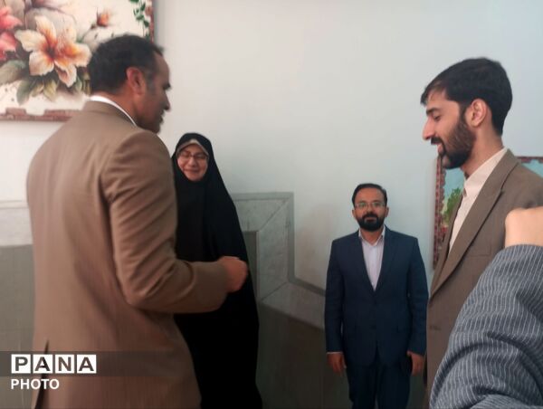 افتتاحیه استانی طرح همیار مشاور در دبیرستان آرمیتا مصلی نژاد ناحیه هفت مشهد 