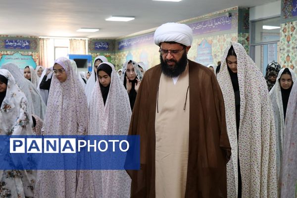 زنگ نماز با شعار «مِهر با مُهر» در مدارس سراسر شهرستان‌های استان تهران 