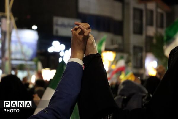 حضور دهه نودی و هشتادی‌ها در راهپیمایی ماهدشت