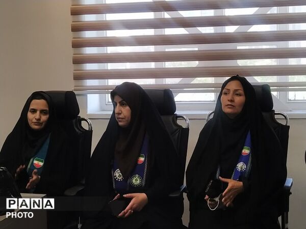 آیین تجلیل از راویان فردای ایران