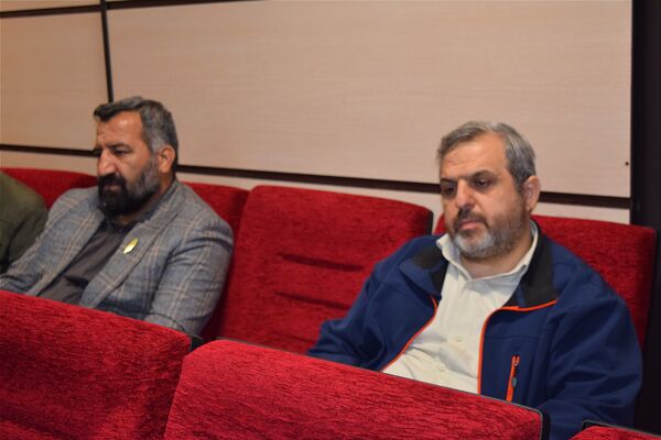 نشست توانمندسازی مدیران منطقه ۱۴ با محوریت مدیریت مدرسه‌محور و تحول آموزشی