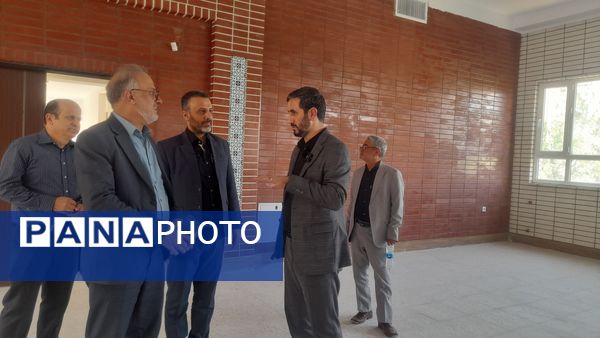 بازدید مدیرکل نوسازی توسعه و تجهیز مدارس استان تهران از پروژه‌های مدارس شهرستان اسلامشهر