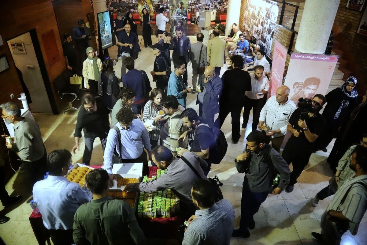«جانشین» به باغ فردوس رسید/ اکران خصوصی فیلم با حضور جمعی از اهالی سینما
