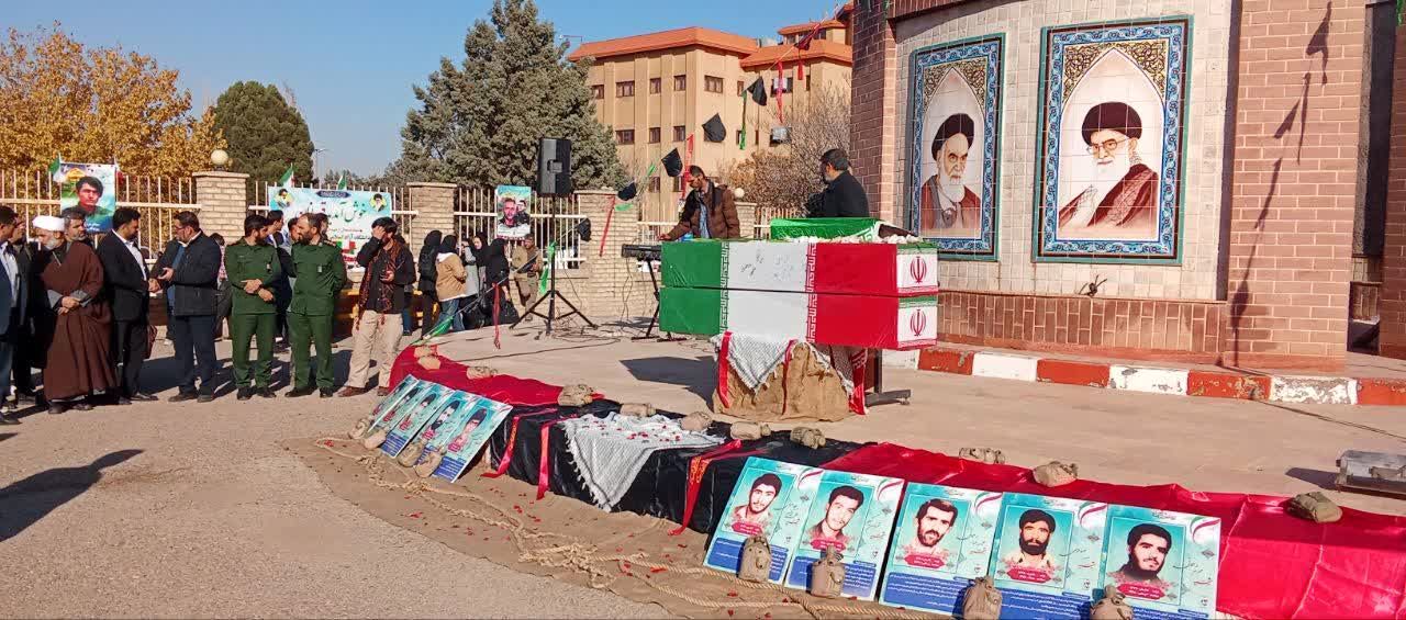 مراسم تشییع شهدای گمنام در دانشگاه آزاد تاکستان جلوه‌ای از همبستگی دانشگاهیان