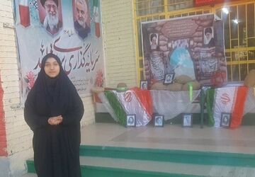 گرامیداشت هفته دفاع مقدس در مدرسه شاهد بروجرد با حضور رزمندگان ارتش
