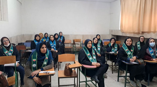 دوره ضمن خدمت «تربیت مربی کاردان» در ناحیه ۴ اصفهان