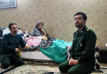 دیدار فرمانده حوزه مقاومت بسیج شهید رجایی شهر زیارت با خانواده شهید رضاعلی رضایی