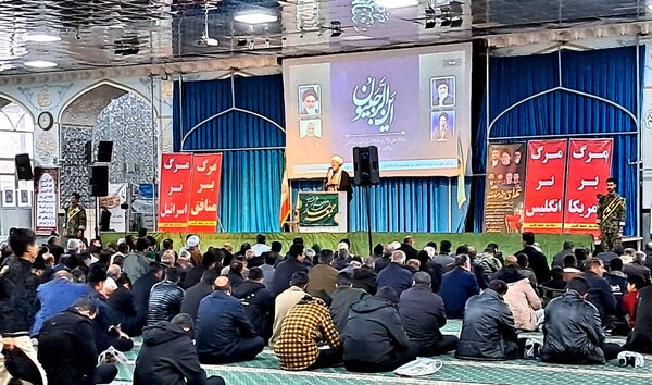 نماز عبادی سیاسی جمعه در شهرستان کاشمر
