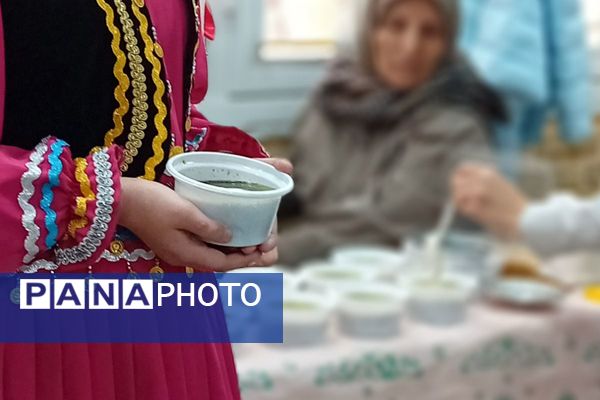 مهمانی طعم‌های دانش‌آموزی در جشنواره آشپزی دبستان دکتر کیهانی۱