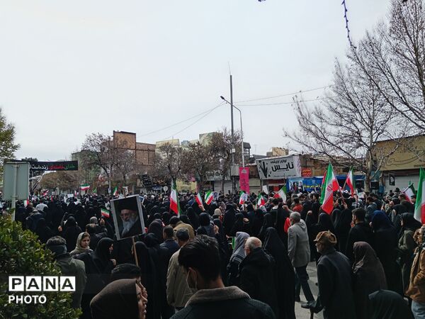 حضور پرشور مردم انقلابی شهرستان نیشابور در نماز جمعه روز جهانی قدس 