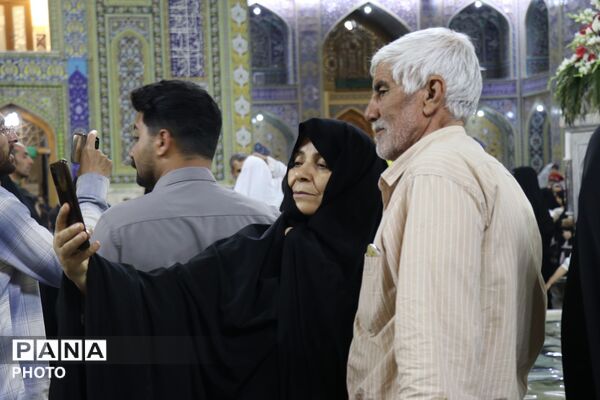 شام ولادت علی ابن موسی‌الرضا، در حریم رضوی