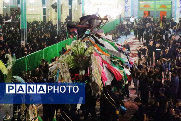 مراسم عزاداری تاسوعا، به رسم آیین‌های ۴۰۰ ساله در خور و بیابانک 