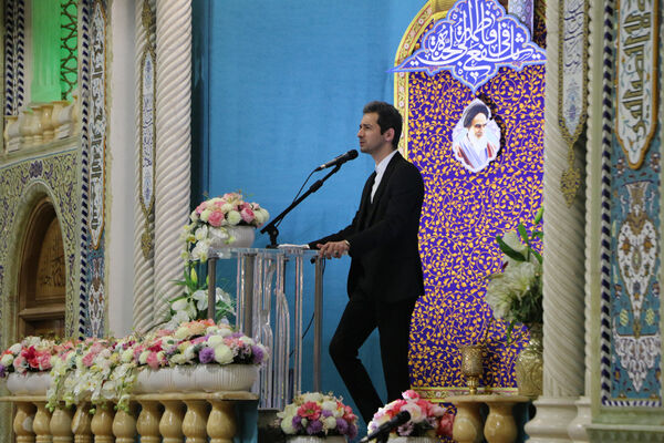 اجتماع عظیم دختران دانشجوی کشور در حرم حضرت معصومه(س)