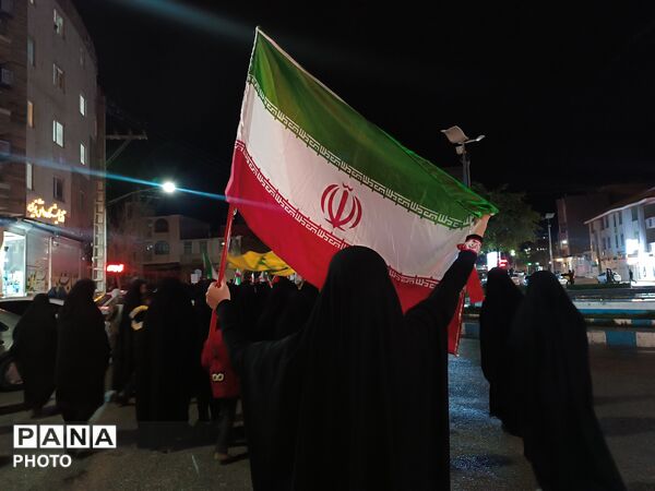 به احترام یار دبستانی ایست