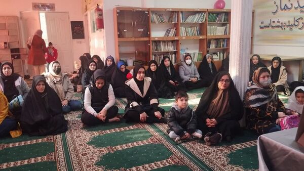  جلسه آموزش خانواده در مدرسه مهندس رحمانی فرد ناحیه یک مشهد مقدس
