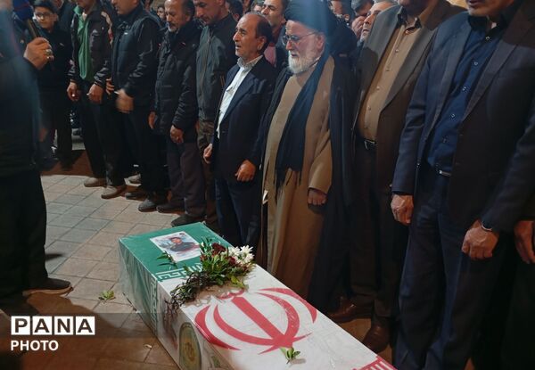مراسم تشیع پیکر مطهر شهید رضا روزگرد