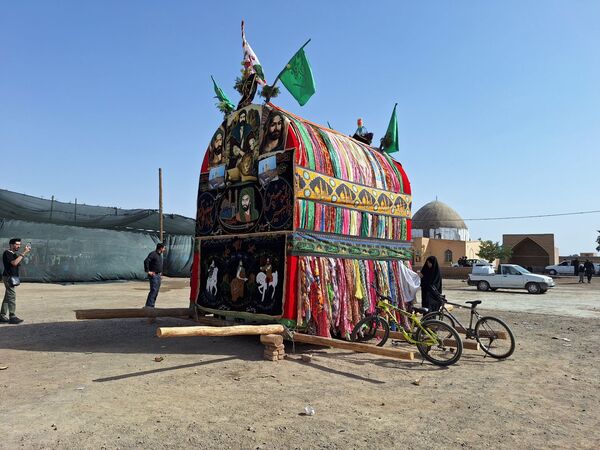 شکوه نخل‌گردانی در گناباد؛ تصویری از عشق و ارادت در محرم