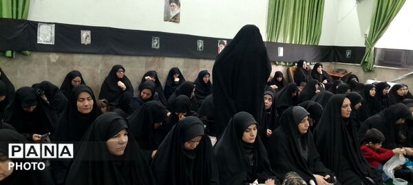 چهلمین روز شهادت امام خامنه‌ای در آموزش و پرورش تبادکان