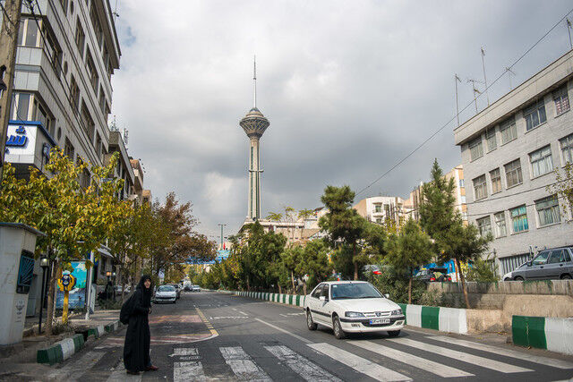  کاهش دما و وقوع گرد و خاک در تهران