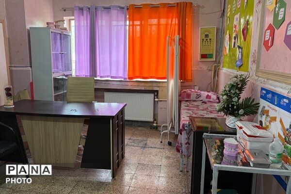 مهر ماه با طعم سلامت و آماده کردن  اتاق بهداشت مدرسه ستایش و صابران یک 