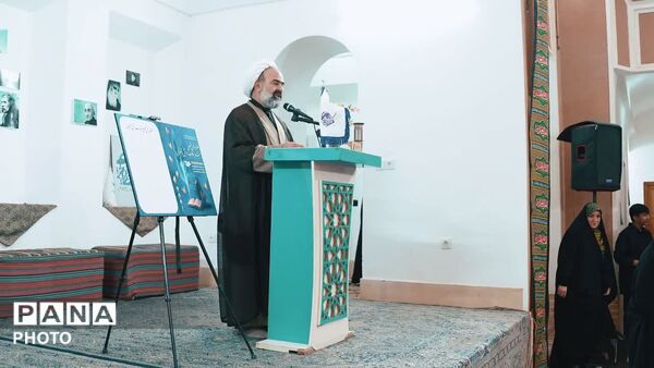 آیین افتتاحیه انجمن تخصصی شعر و ادب دانش آموزی