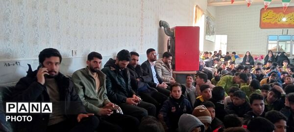 فرهنگ و هنر در مدارس شهید صادقی و شهید رجایی طنین انداز شد