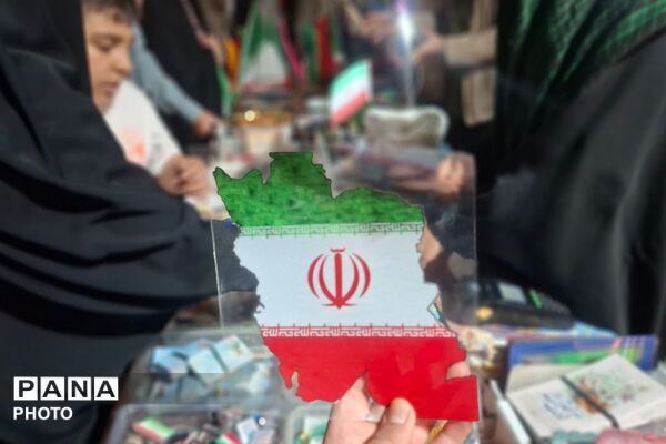 اجتماع بزرگ مردم اندیشه در گلزار شهدای فاز چهار