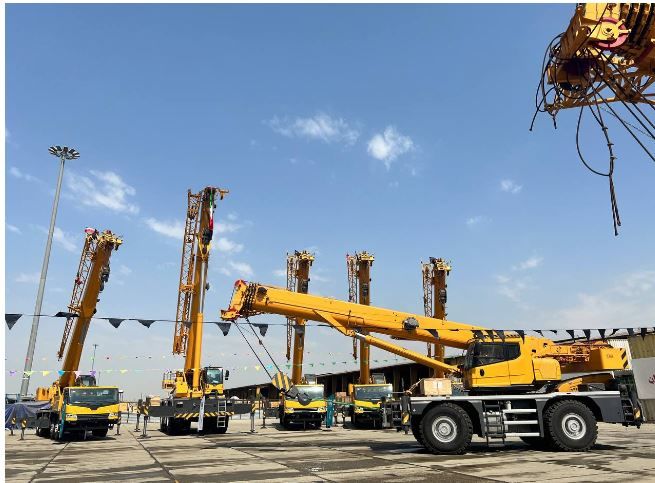 ۲۰ جرثقیل فوق سنگین و ۱۲ تجهیز آتش‌نشانی وارد چرخه حمل‌ونقل کشور شد